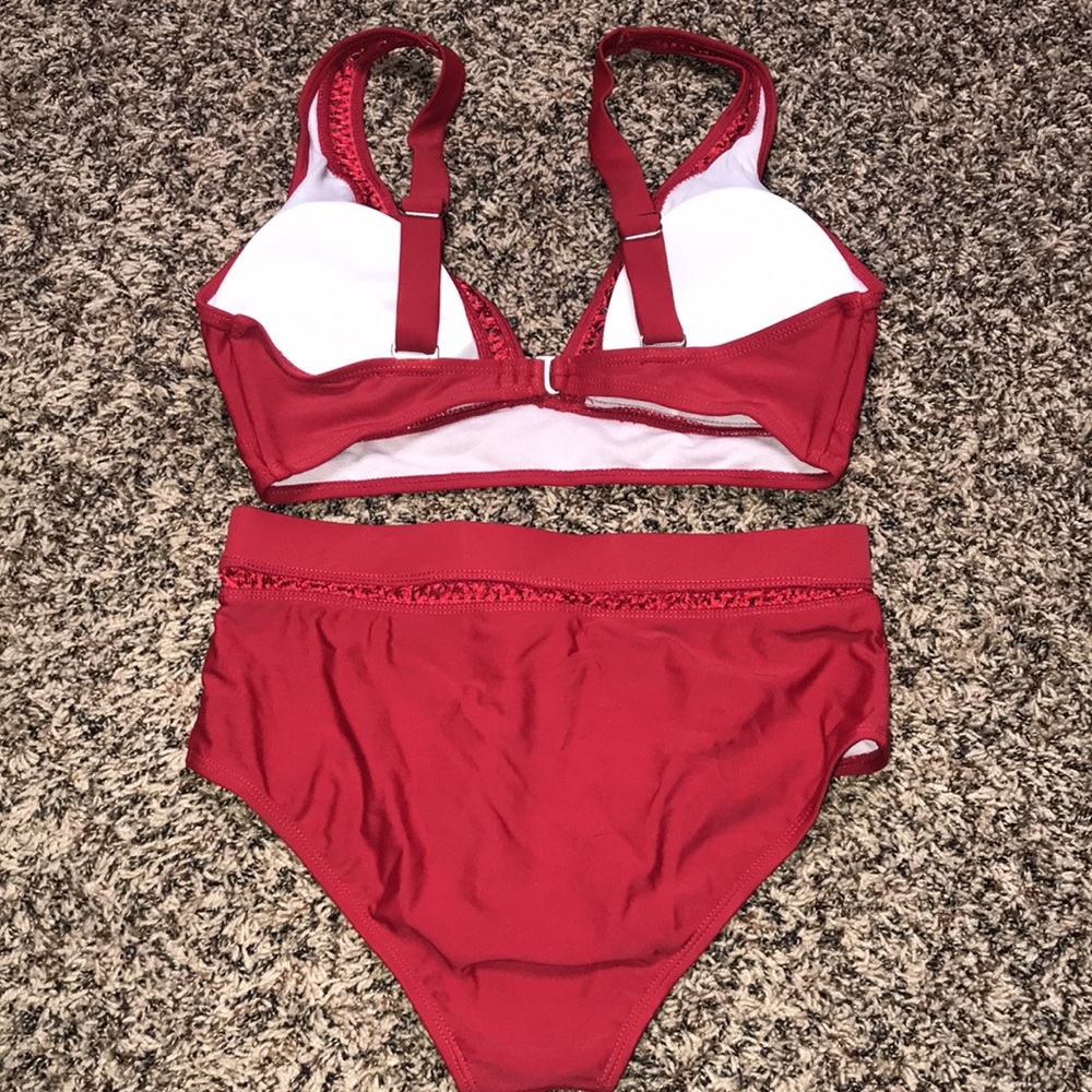 Red Bikini Set - Picture 4 of 7